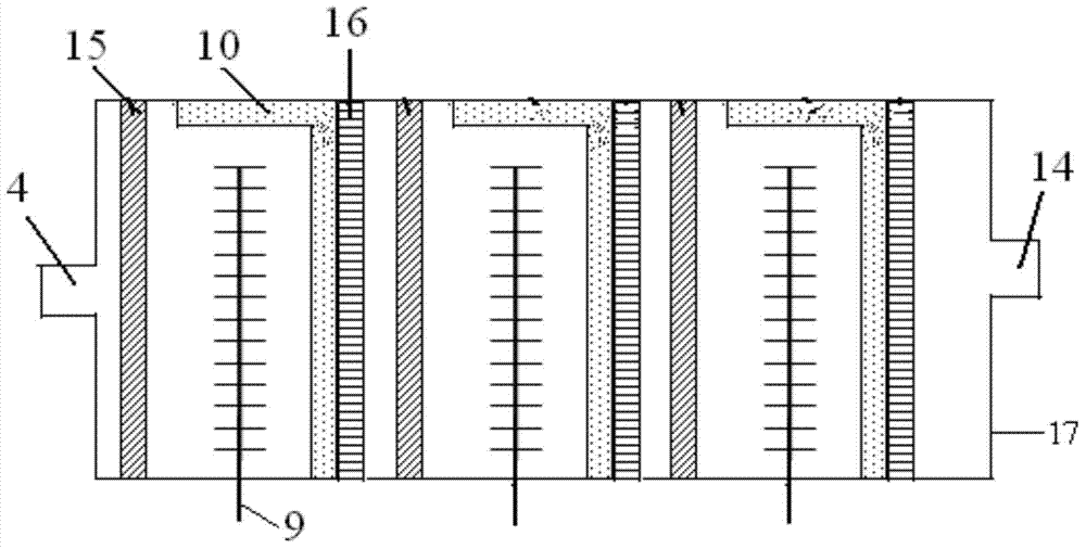 Guide-plate microbial electrolysis cell embedded with multi-electrode system and use method thereof