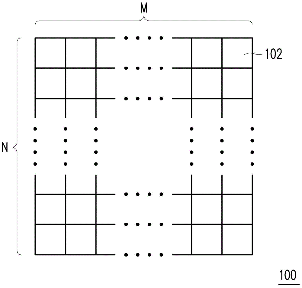 Spliced screen display device and displaying driving method thereof