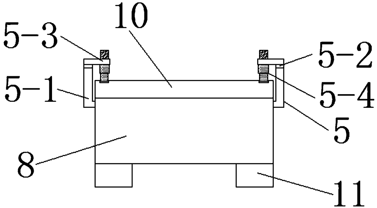 Storage rack for hardware storage and convenient to use