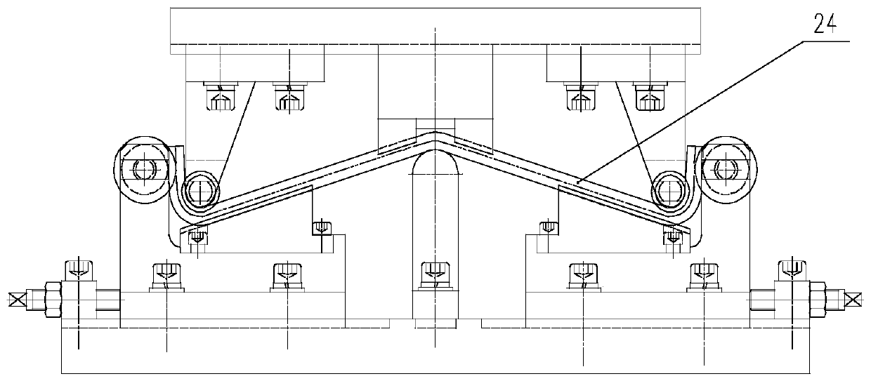 Primary-sequence forming tool and forming method for omega-shaped elastic strip production