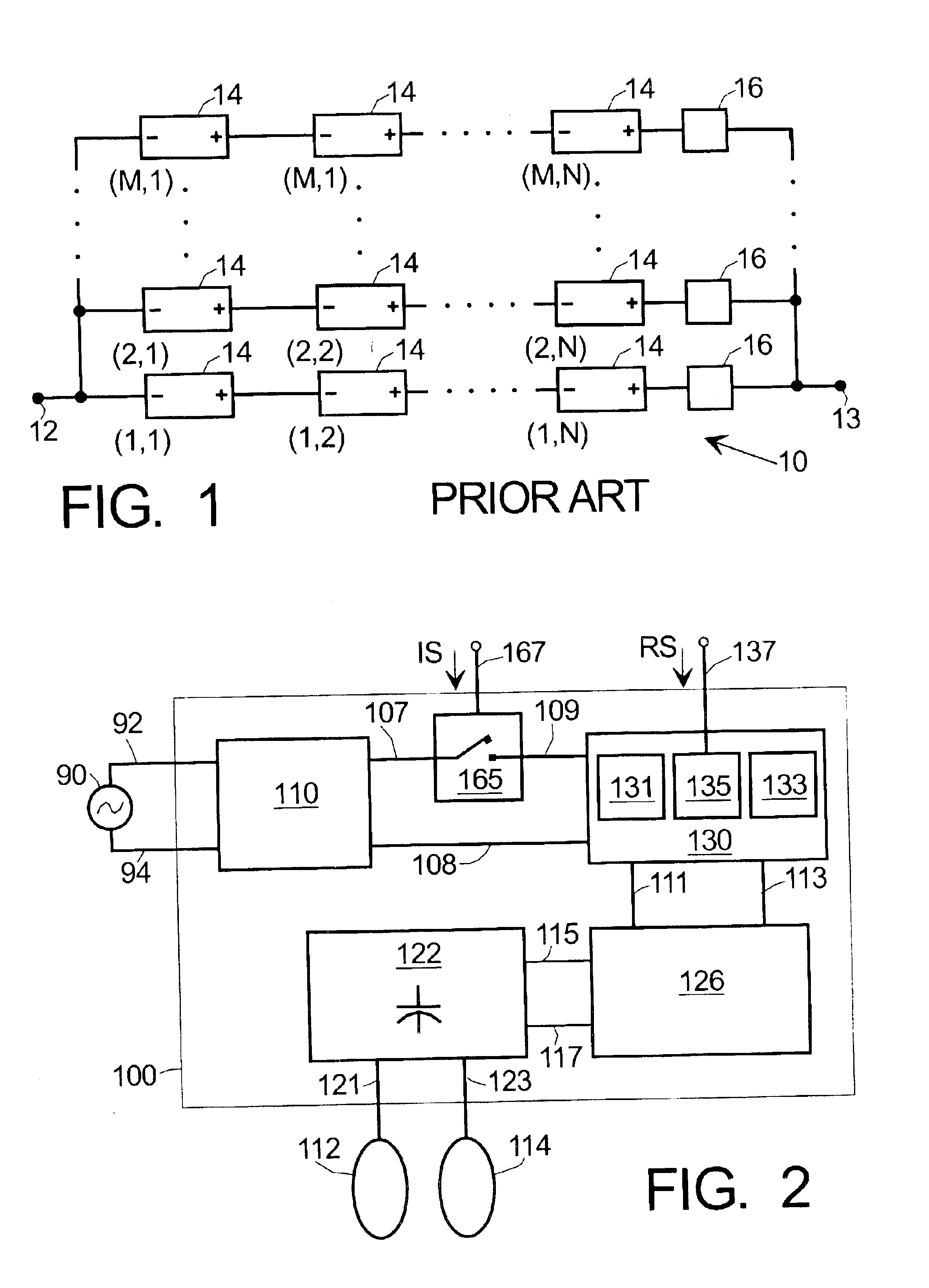 Defibrillator with a reconfigurable battery module