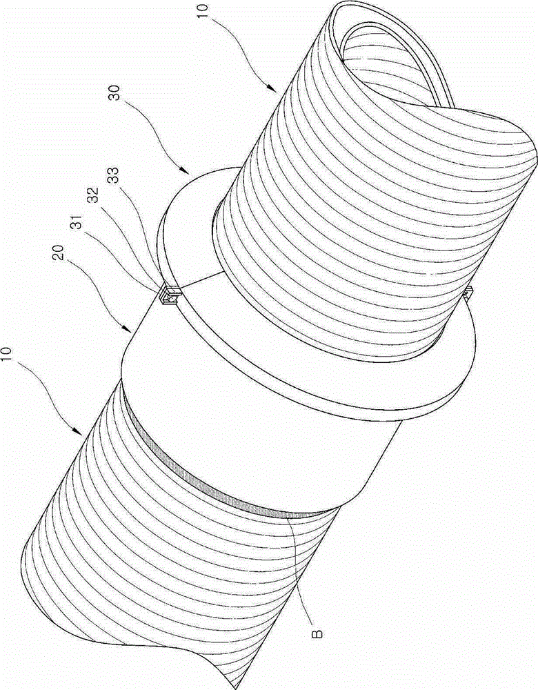 Connector for draining pipeline