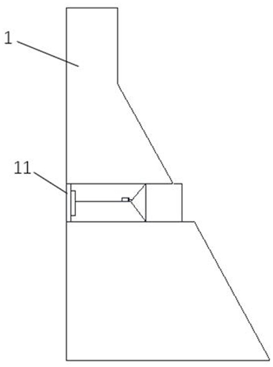 Concrete dam and flood discharge hole explosion-proof device thereof