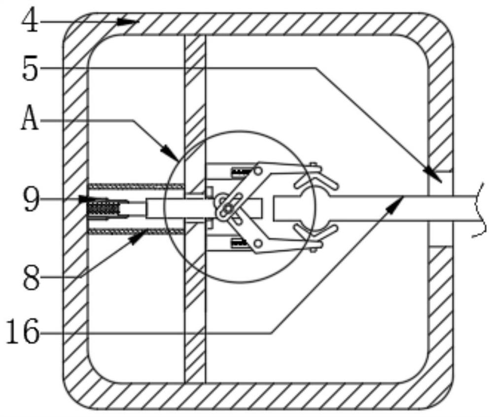 Multi-layer combined type anti-extrusion and fresh-keeping peach transportation case and using method