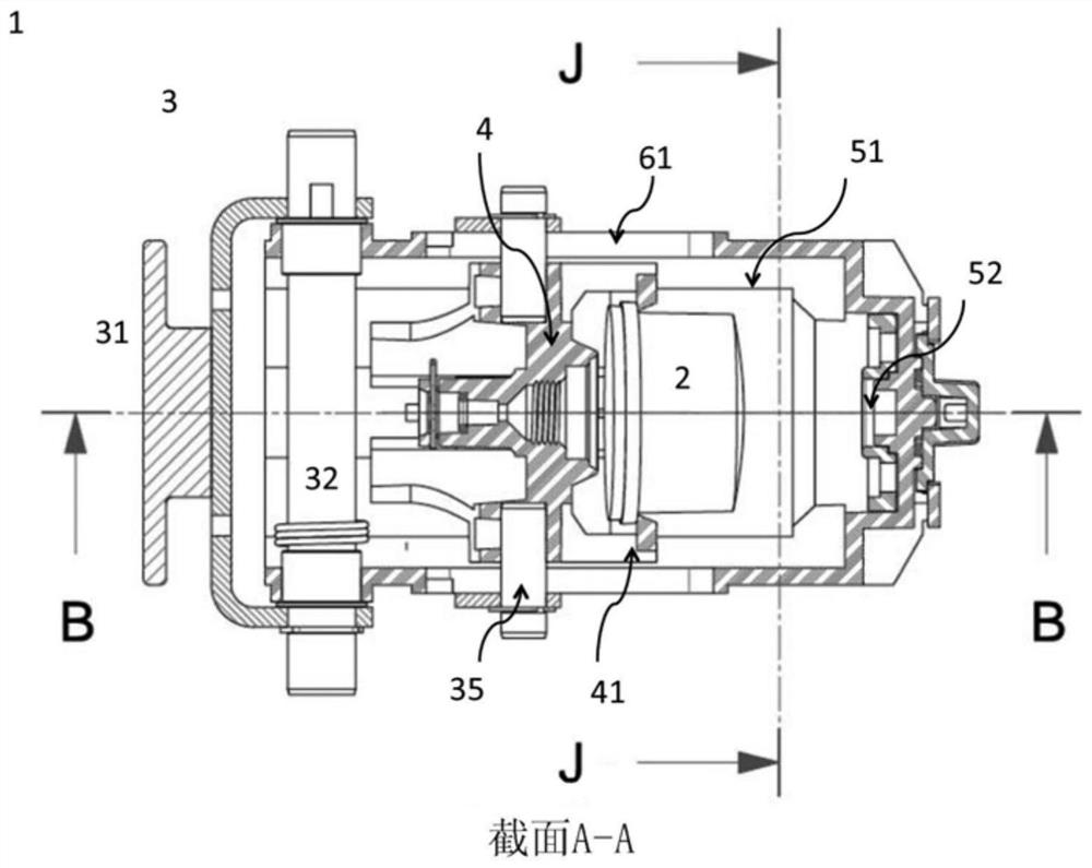 Extraction device with suitable collector chamber