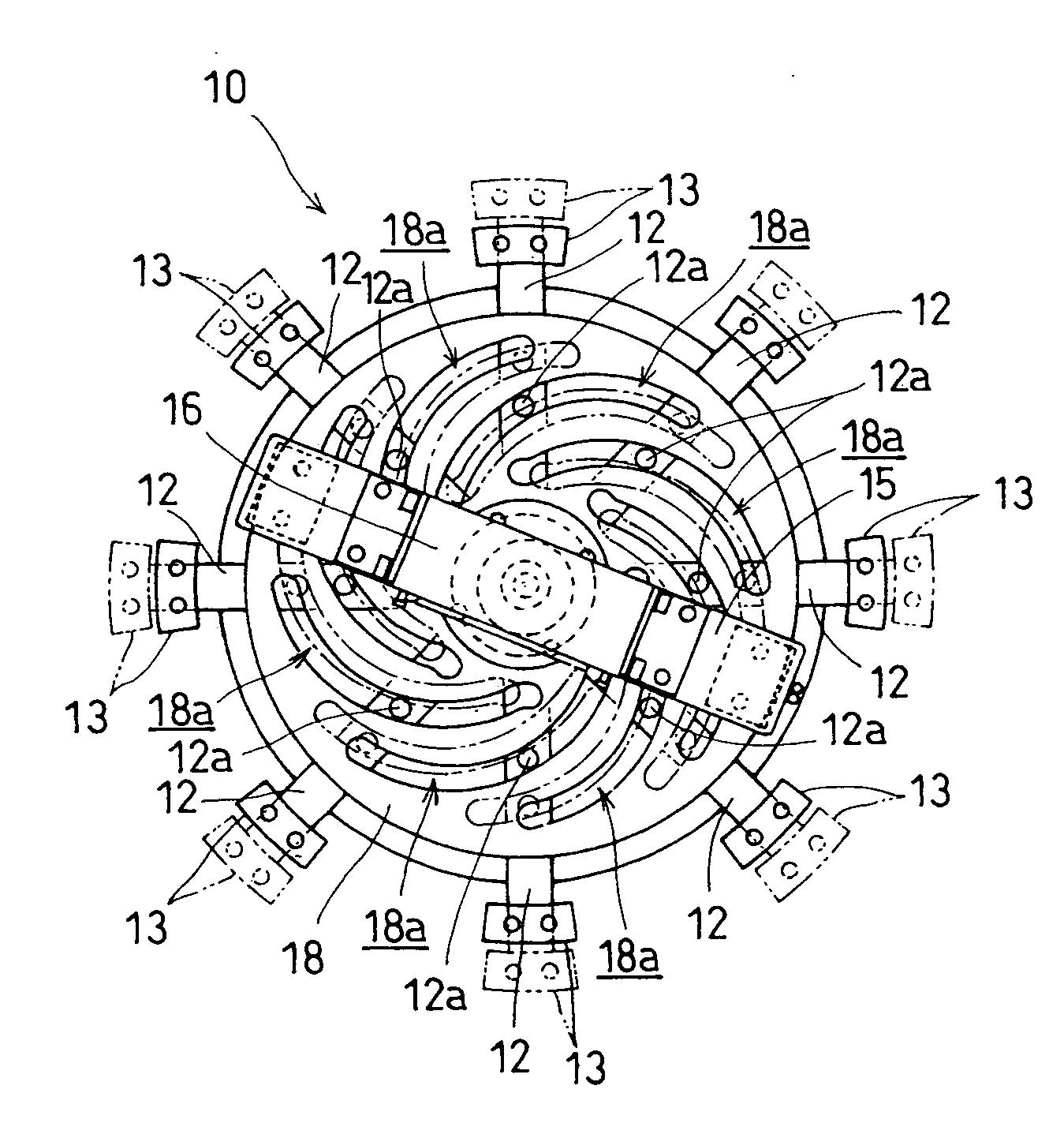 Method of correcting shape of green tire and apparatus for carrying out the same