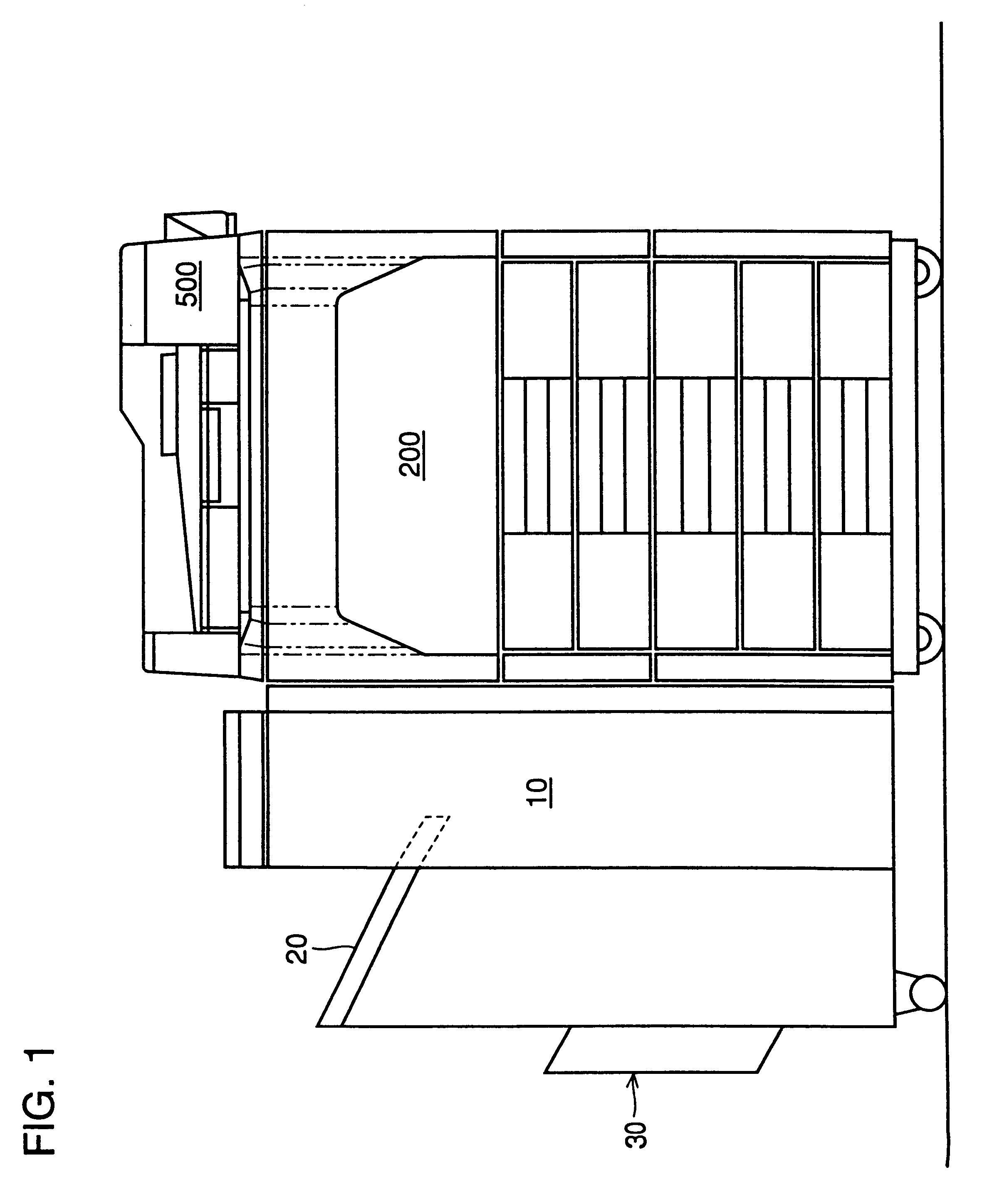 Image forming apparatus with highly operable sheet discharge device