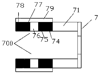 Welding machine-oriented welding gun traveling mechanism capable of cooling rapidly