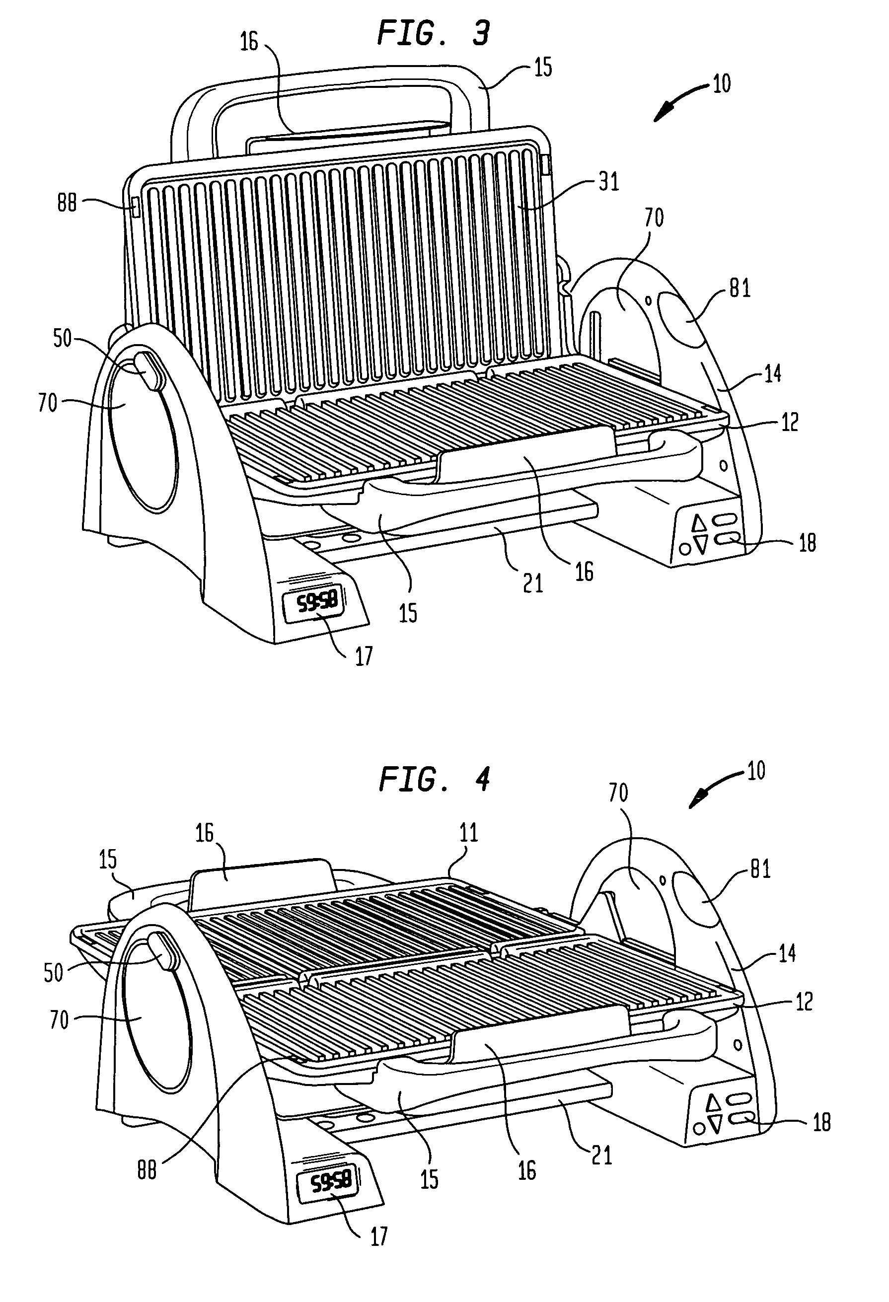 Tiltable pannini grill