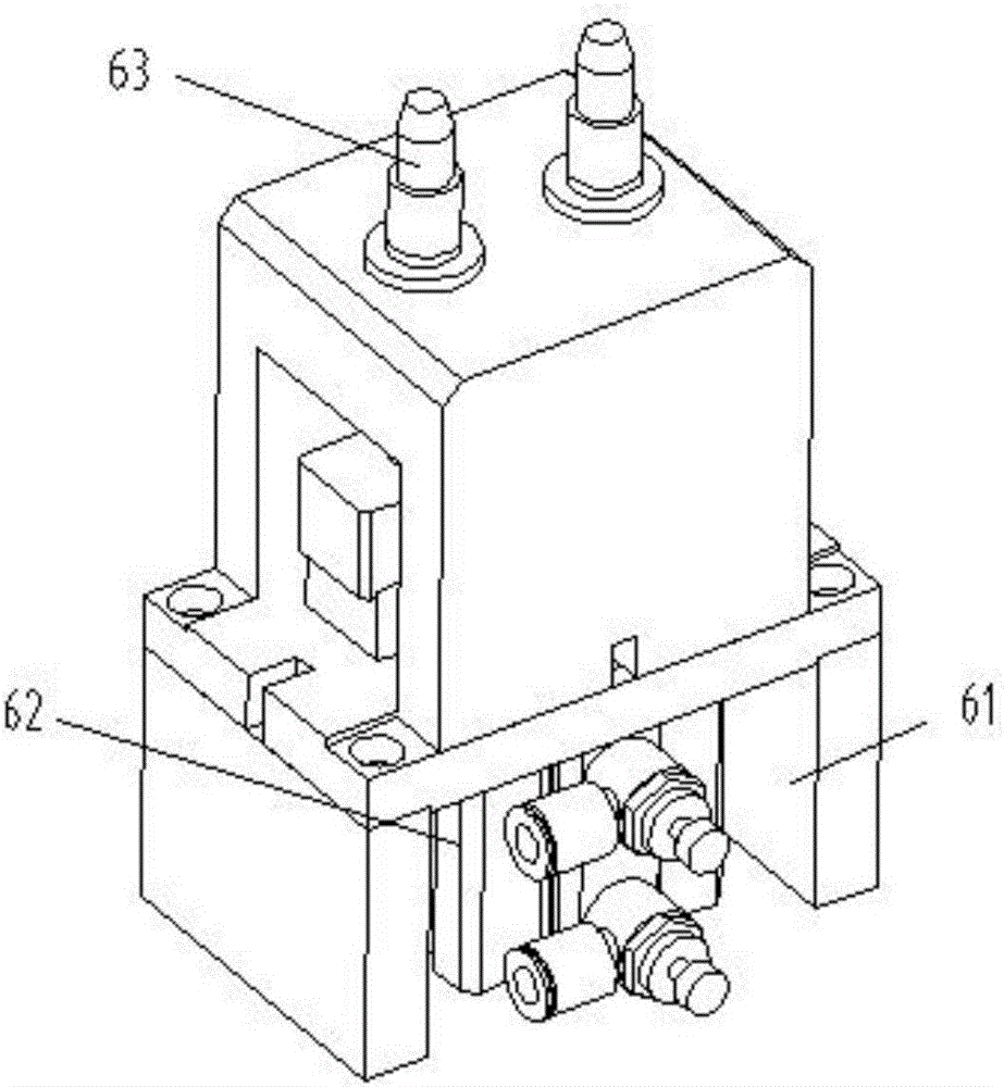 Automatic assembling machine for medical filter