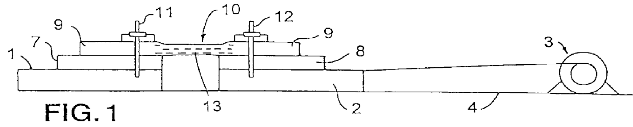 Apparatus and method for the quantification of the stretchability of cheese