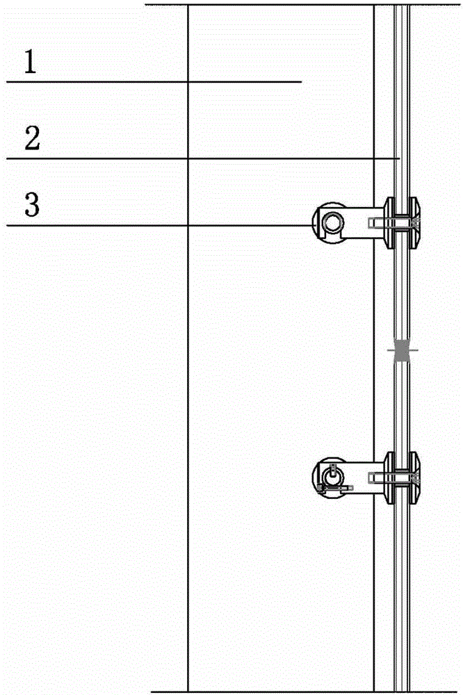 A glass connecting device