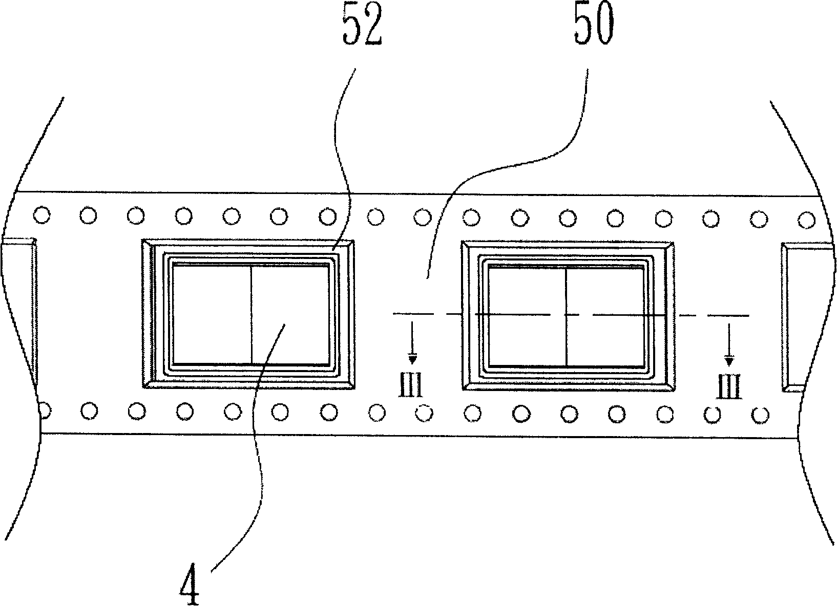 Material strap of large size surface for mounting component with structure increasing part