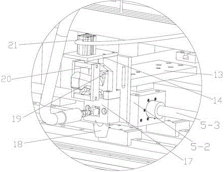 Automatic glue spraying and compounding machine for automobile trunk carpet production and production method