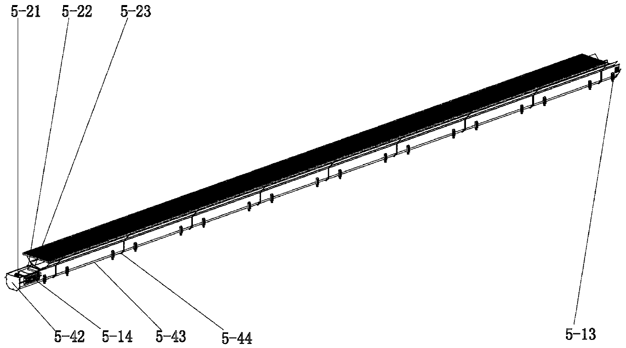 Cultivation house excrement real-time separating, collecting and conveying system based on slatted floor