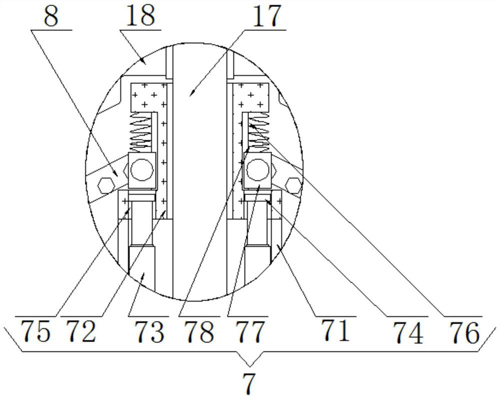 Poultry breeding feed screening machine and screening method thereof