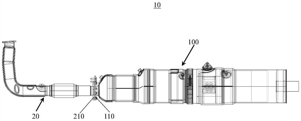 Motor vehicle engine waste gas treatment system integrated with silencing structure