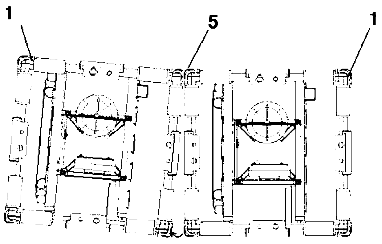 Polymerization type on-orbit structure-varying micro-nano satellite turn control method