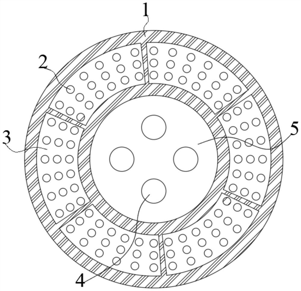 Spinneret plate for chemical fiber yarn production