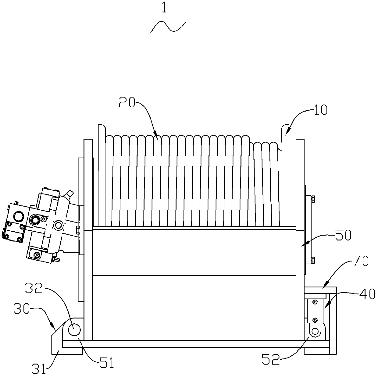 Winch with angle-adjustable winding drum axis