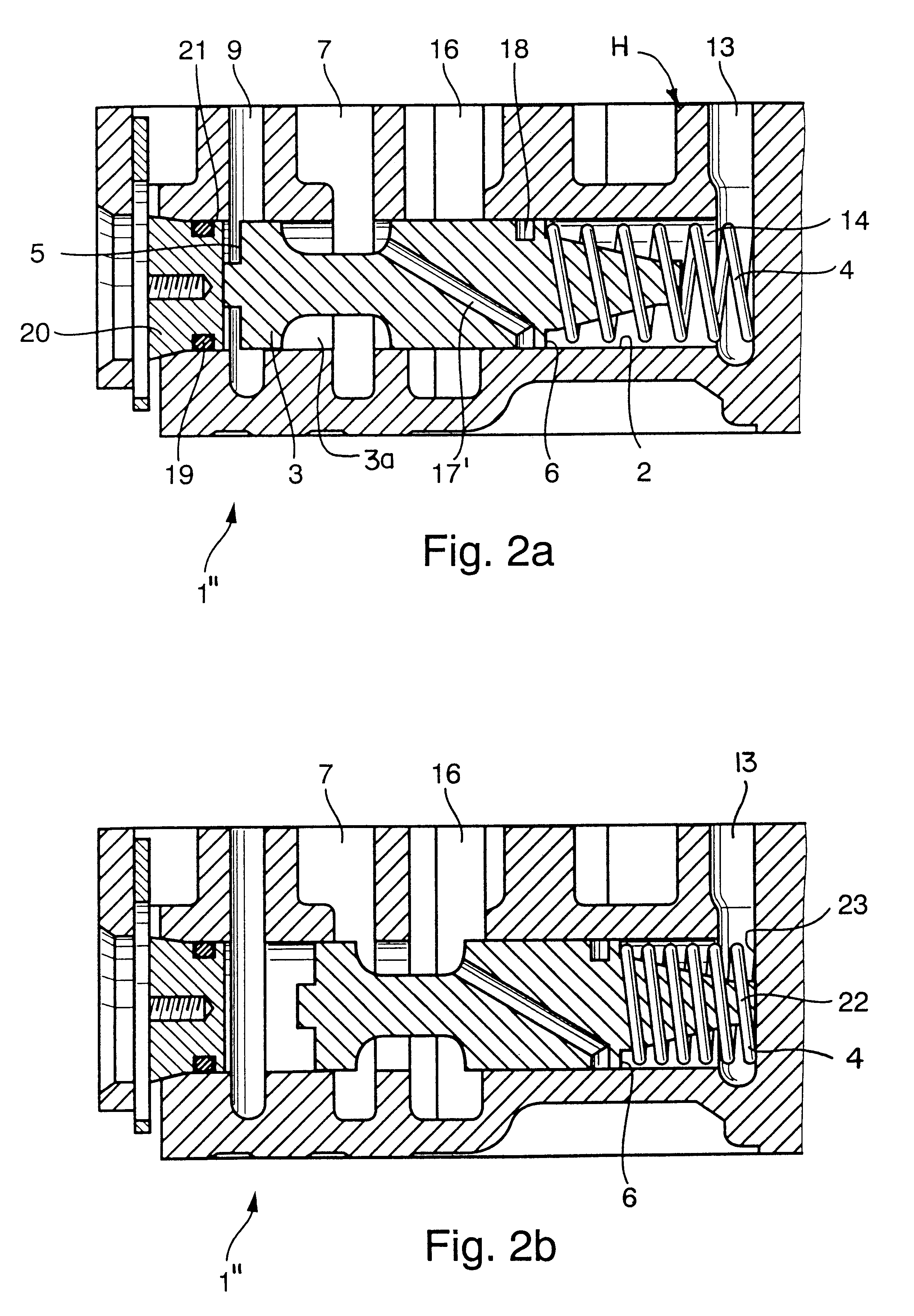 Fluid flow regulating valve and method