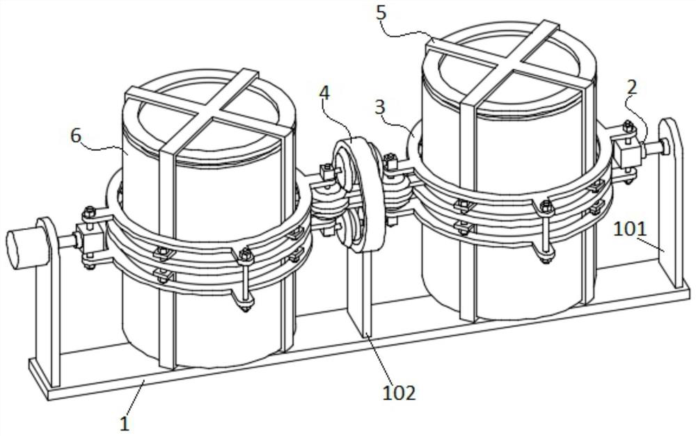 Braised garlic pickling device based on single-drive multi-linkage structure