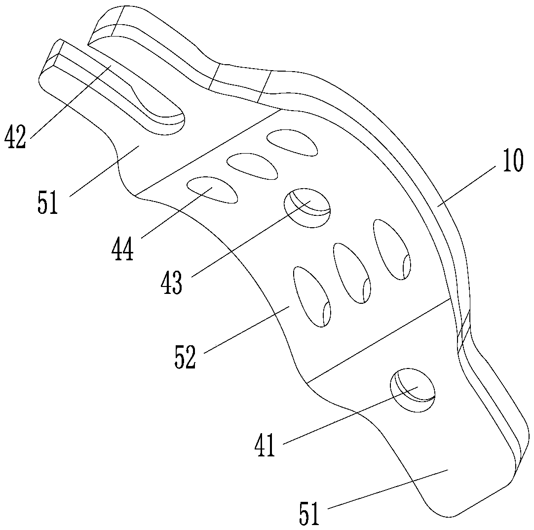 Patellar tendon attaching device