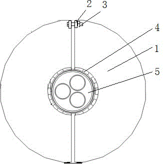 Power cable spacing clamp