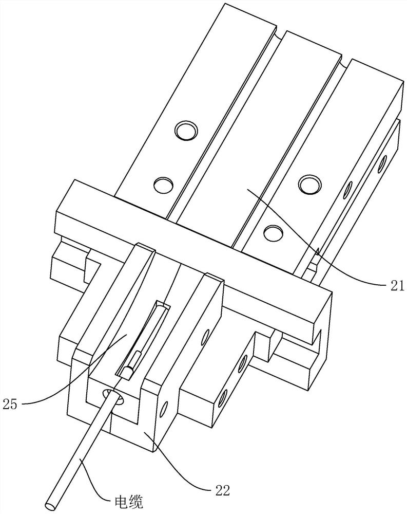 Widening mechanism of cable shielding network using rolling steel brush