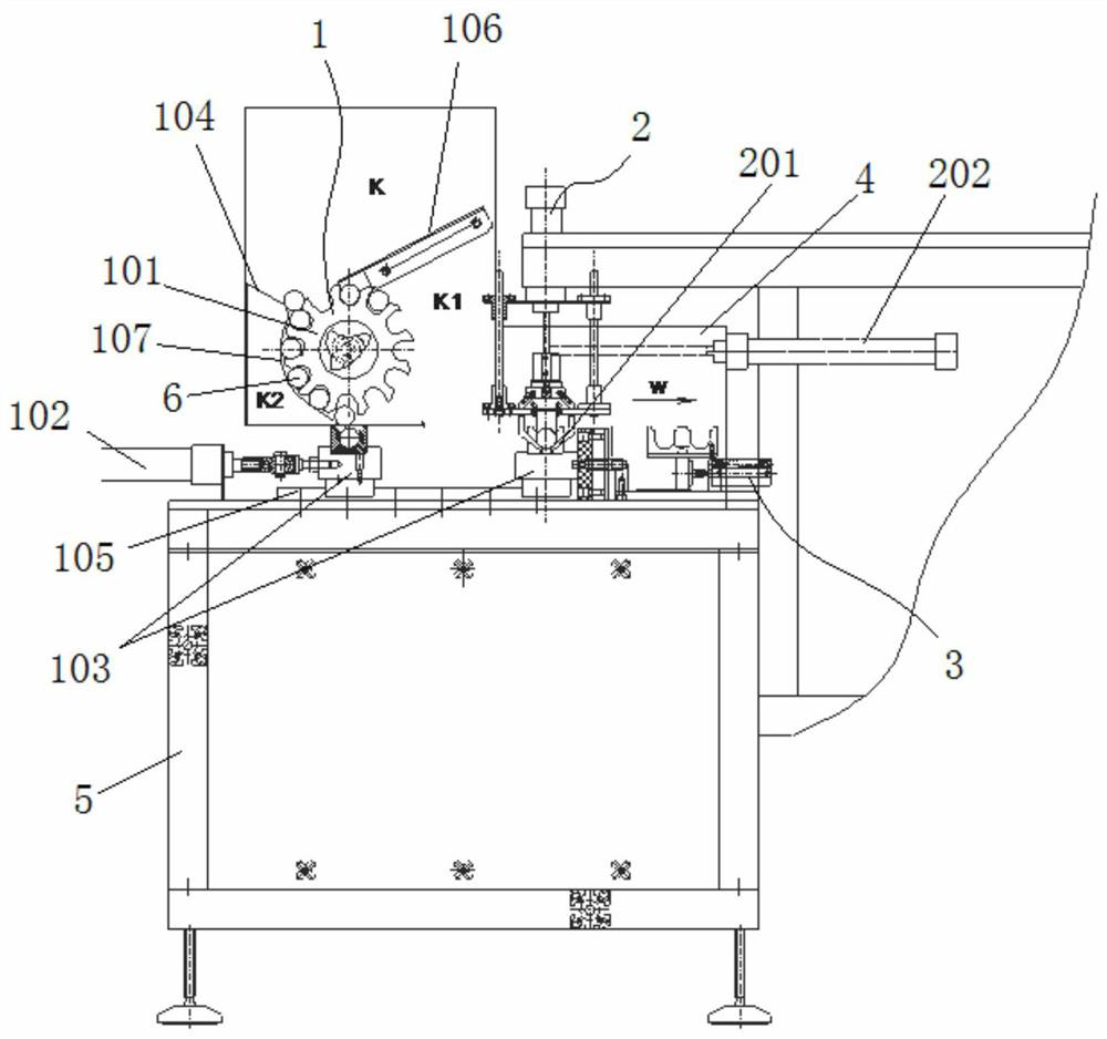 Automatic cap pressing mechanism of fuse