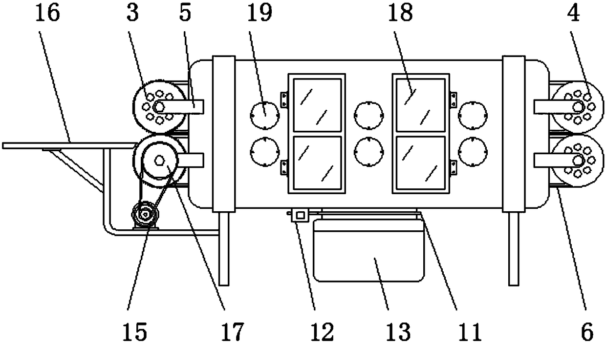 Transmission device for garment production and with dust removal function and for conveniently fixing garment