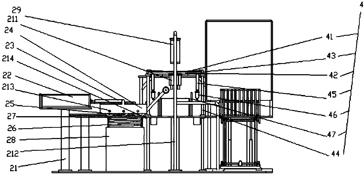 A friction bag-taking type spindle automatic packaging and transportation device