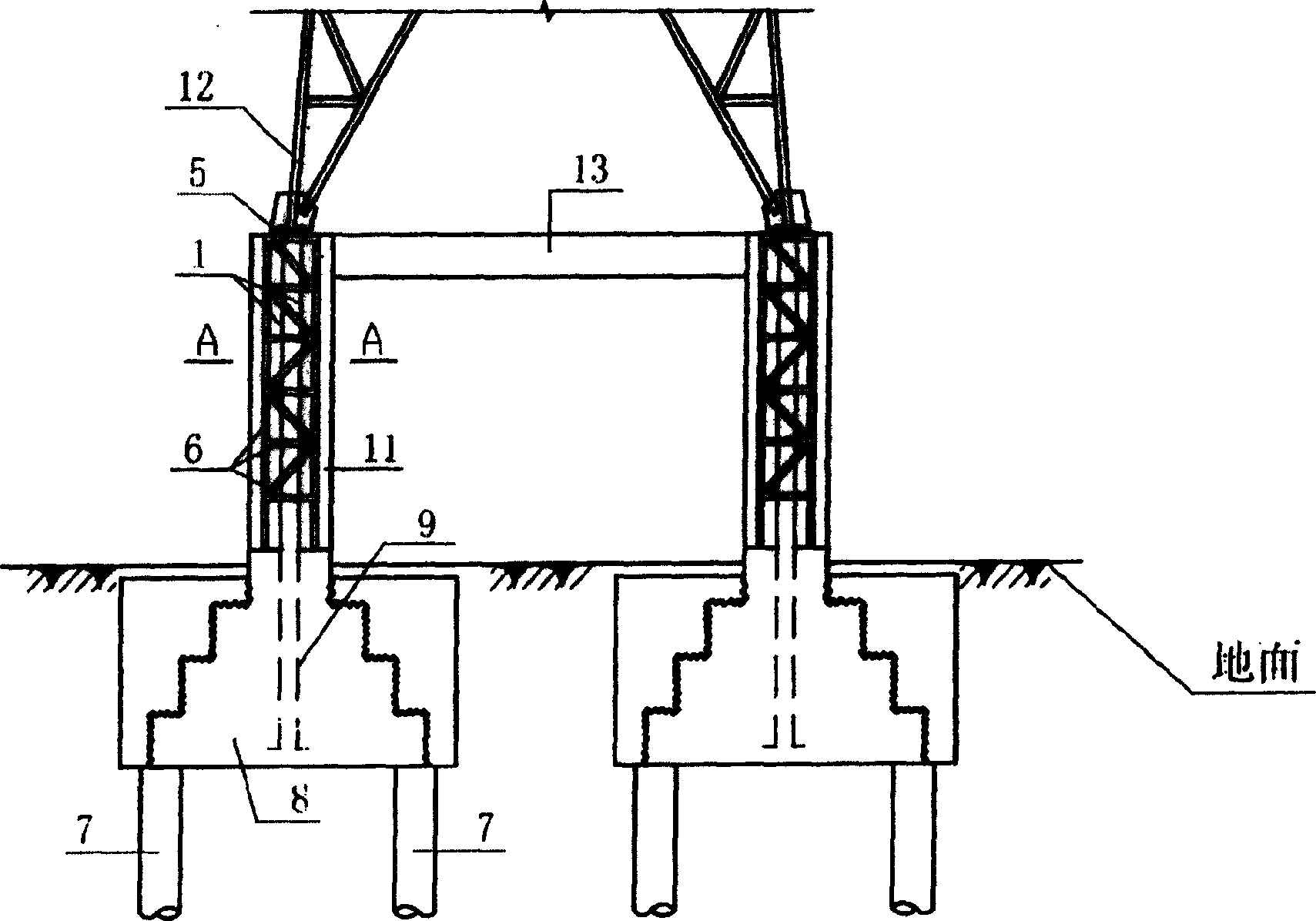 Jacking device for self climbing type poles and method for jacking self climbing type poles of high voltage iron towers