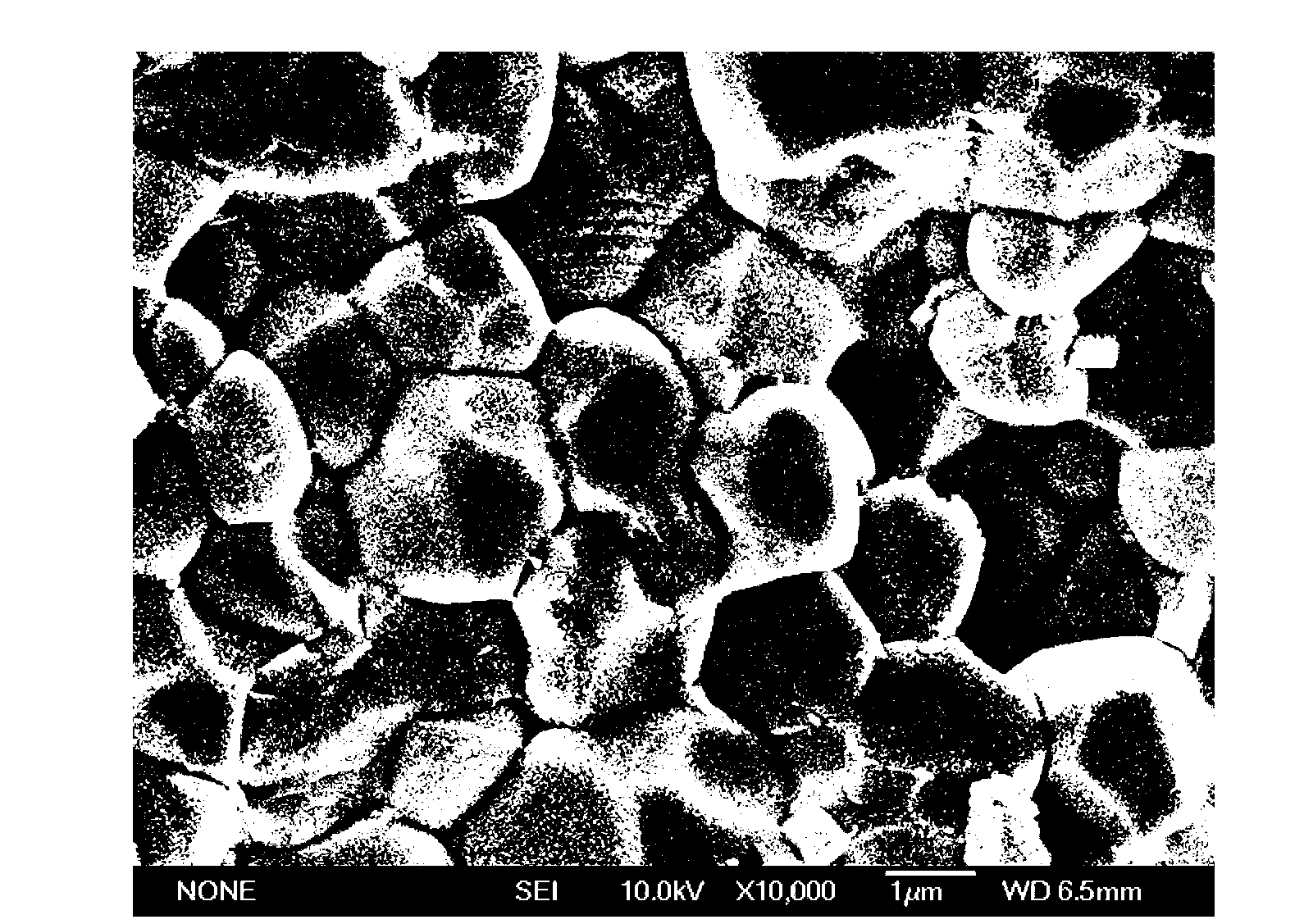 Method for preparing PZN based multi-element composite perovskite type piezoelectric ceramics