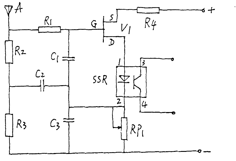 Induced frequency-discrimination open-phase remote alarm for distribution transformer