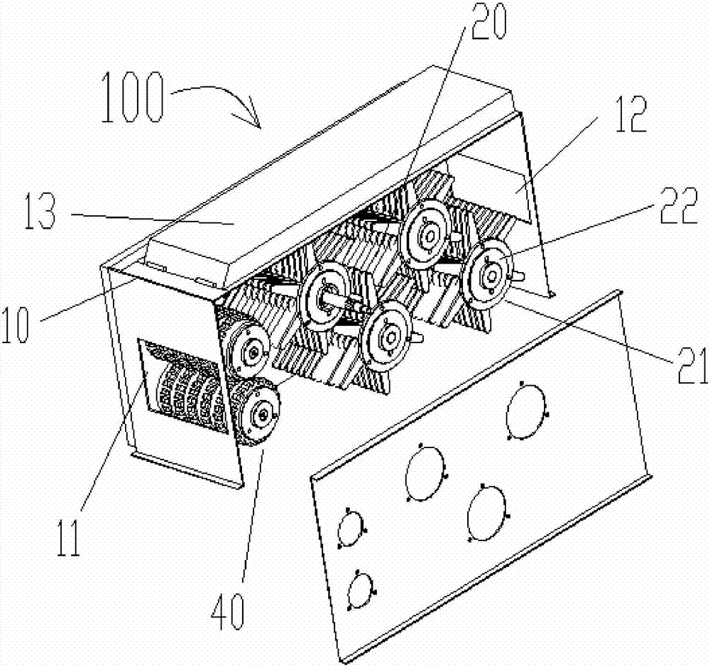 All-pole type sugarcane leaf stripping device