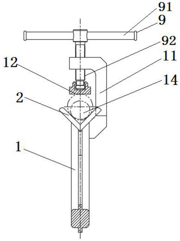 Adjustable reducing pipe butt joint positioning device and using method thereof