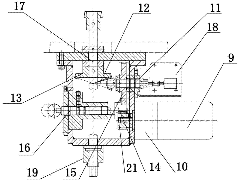 Detection oil cylinder precompression balance and filling adjustment device of powder compacting equipment