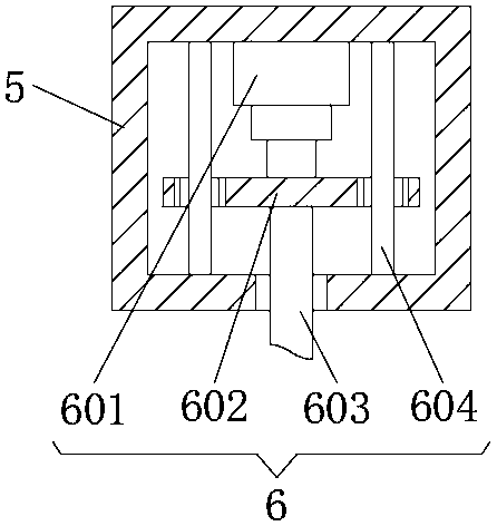 Compression push head for refuse compression station