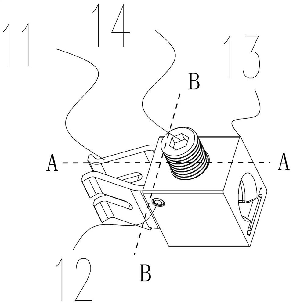 A locking wire contact piece for preventing screw from falling out