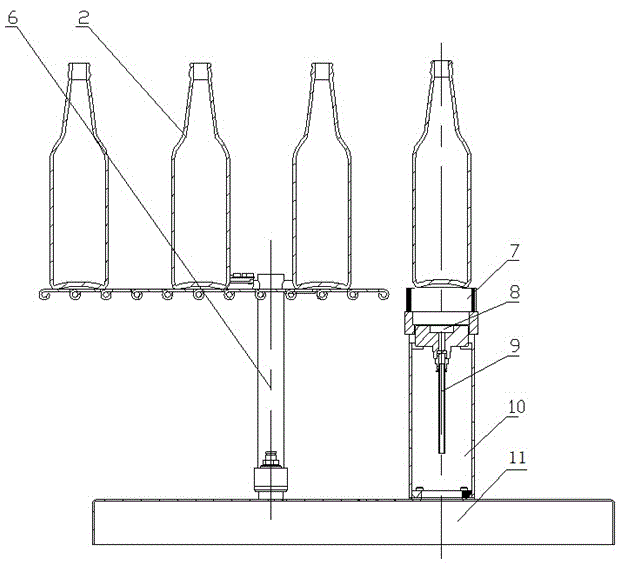 Bottle bottom cleaning device of empty bottle checking robot