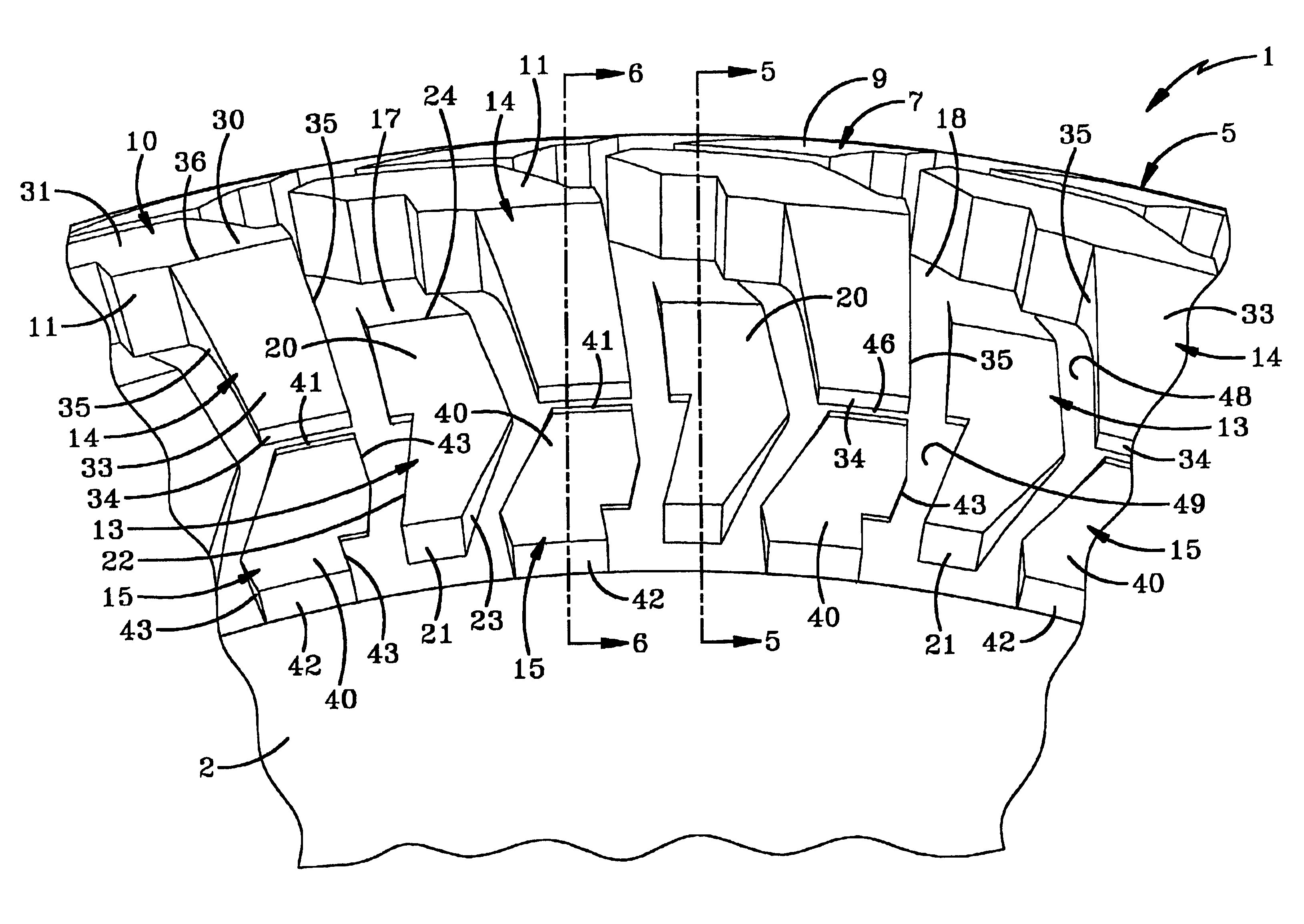 Pneumatic tire with sidewall projections