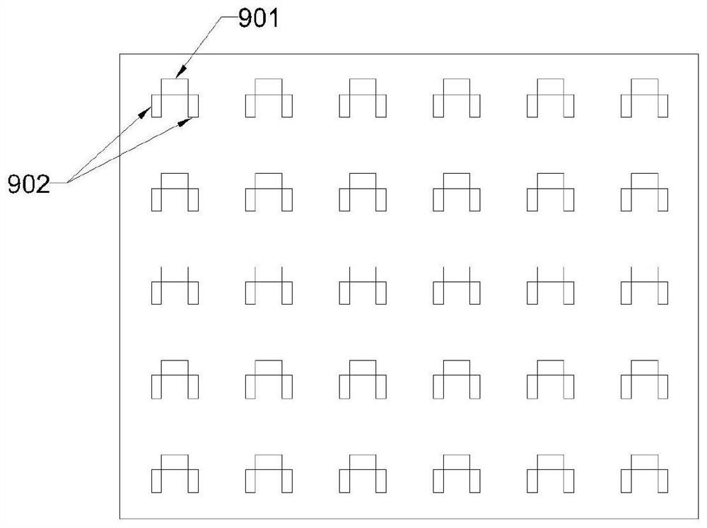 Automatic batch testing device for chip capacitors and use method