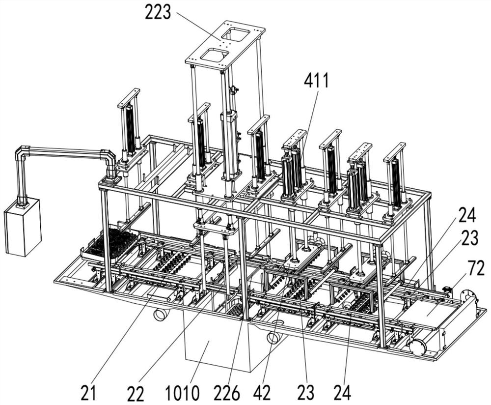 Pushing type ultrasonic cleaning machine and cleaning method thereof and cleaning system