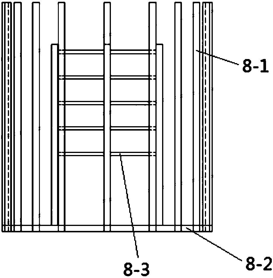 Continuous casting machine and method for exchanging heat of a tundish in continuous casting production of the continuous casting machine