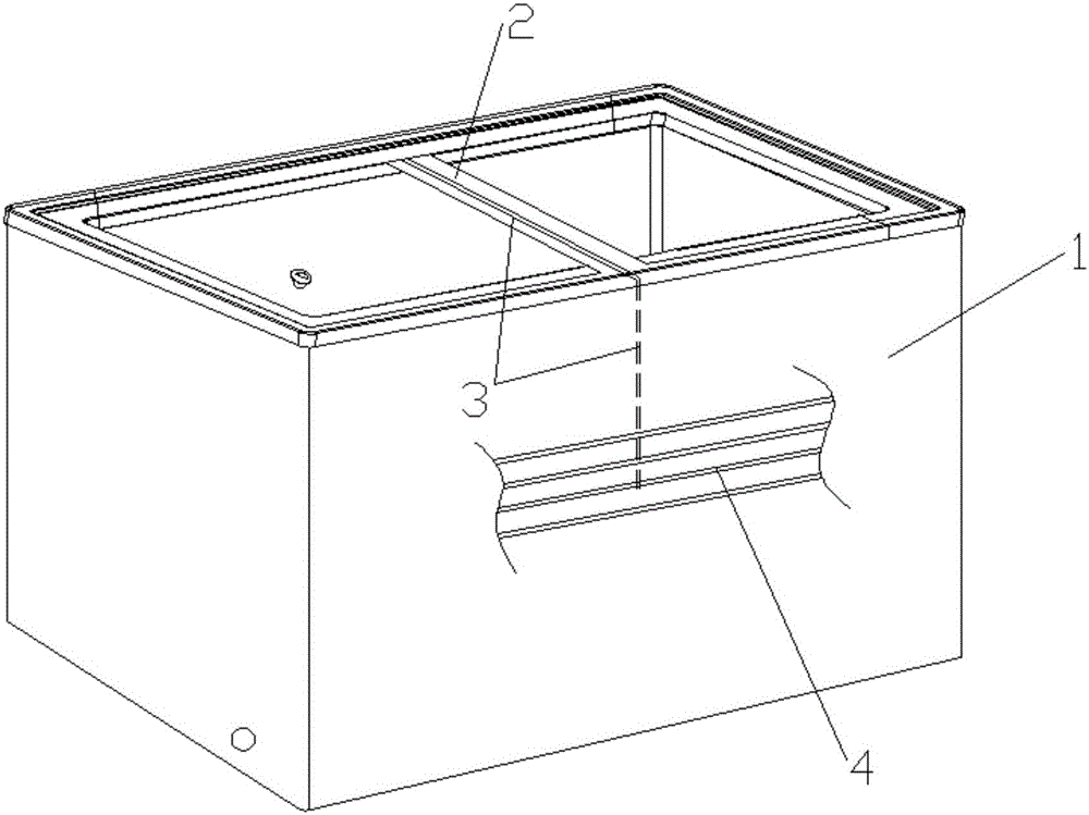 Middle beam with anti-condensation heat pipes