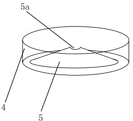 Wall-flow water distributor used in water cold accumulation system