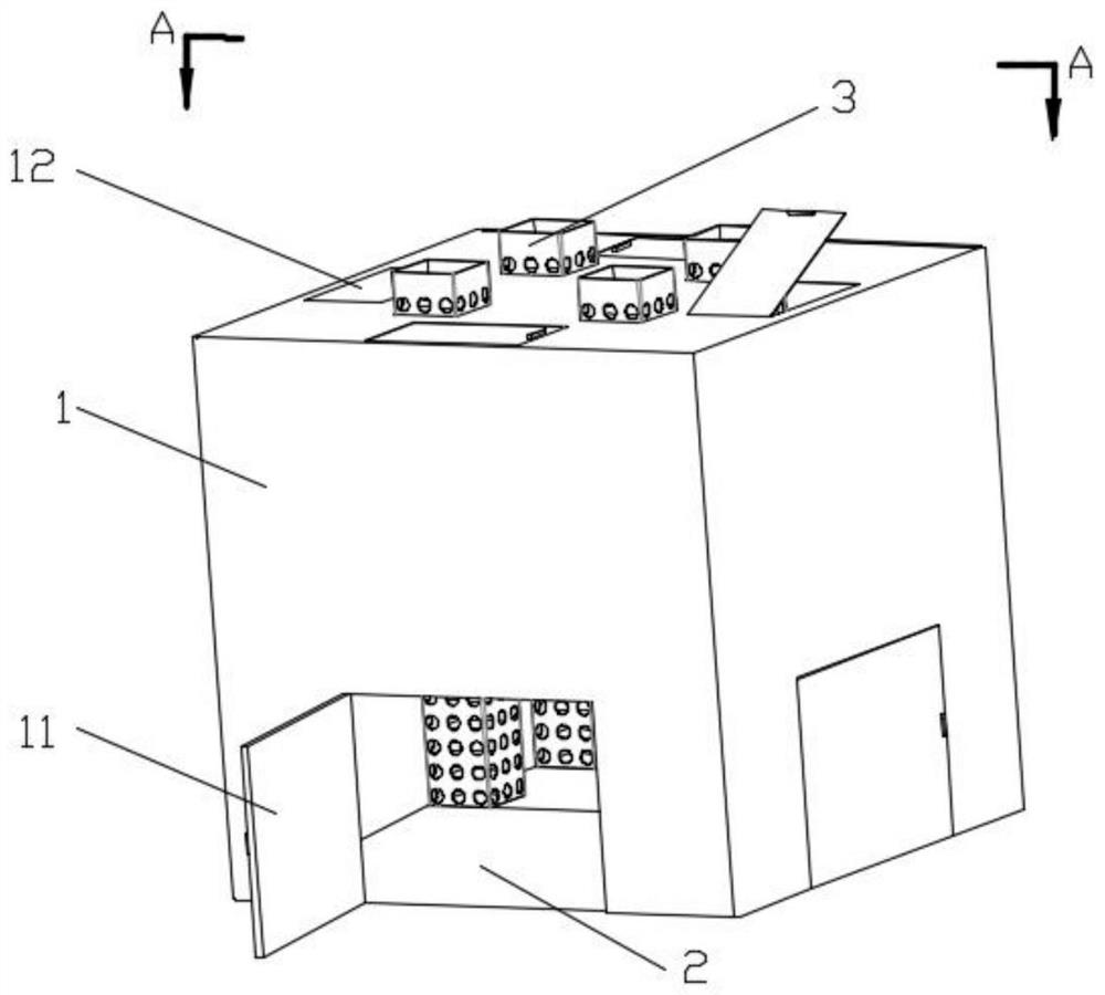 Garbage dehydrator capable of recycling heat energy