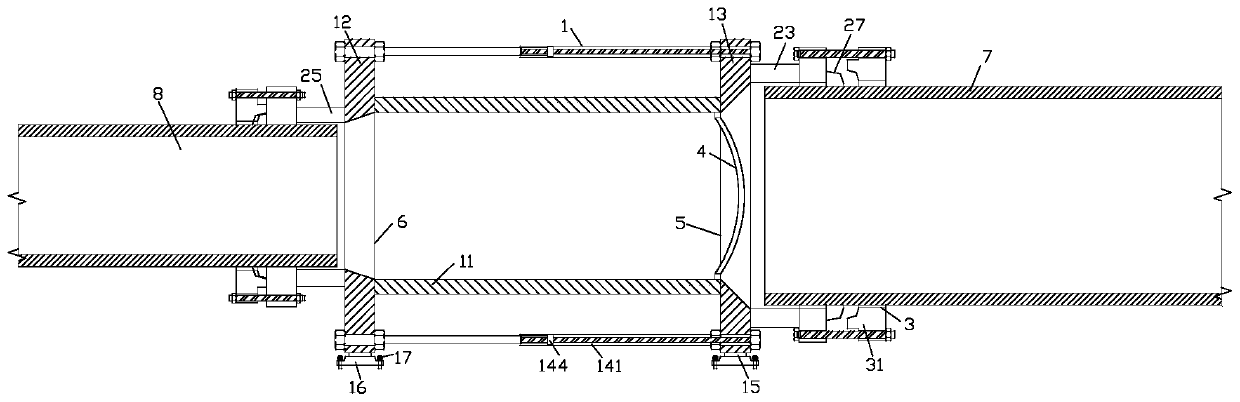 Reducing two-way pipe joint