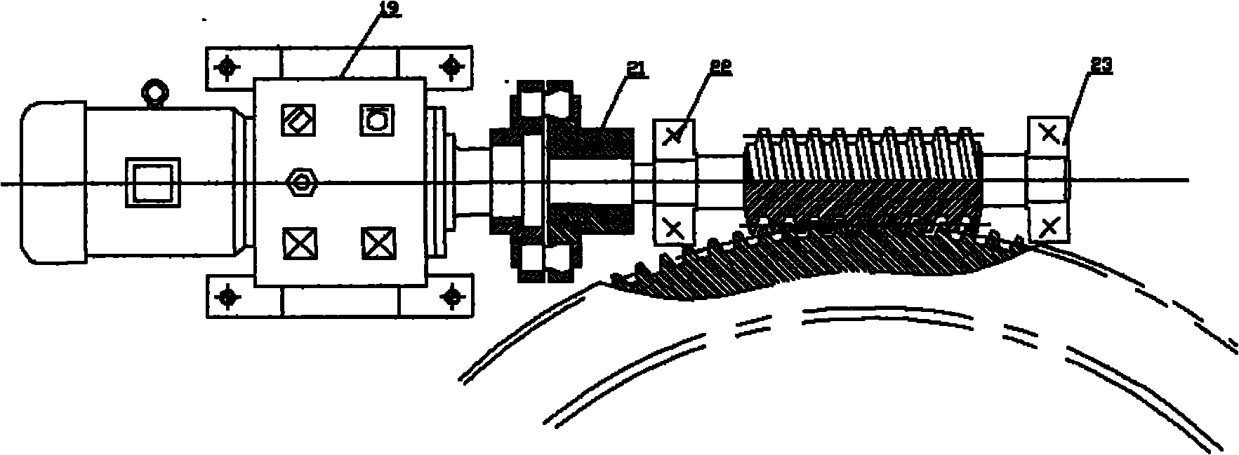 Thermal error differential screw compensating device and using method thereof